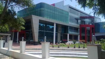 ISBS College Image